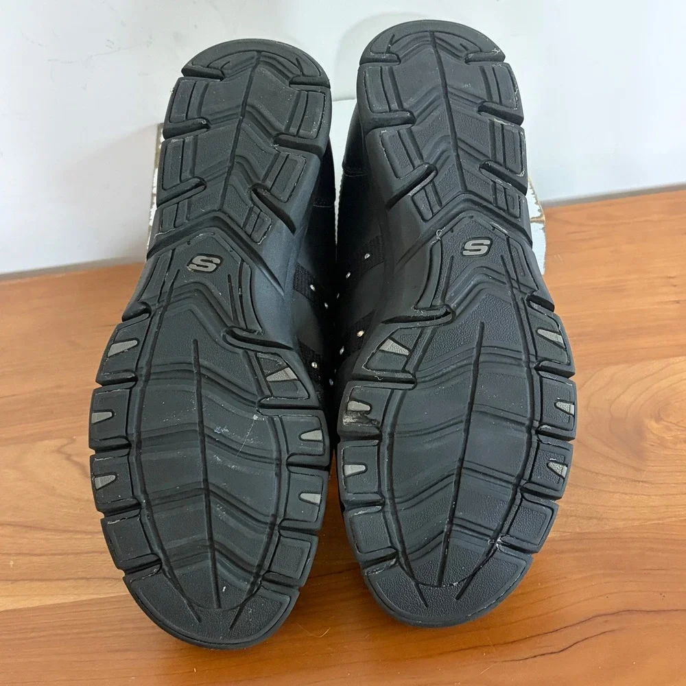 Skechers sneakers sleek
